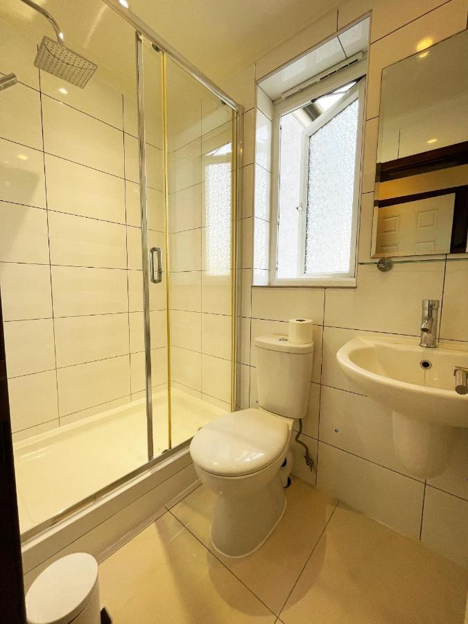 New Look, 7 Minutes To Station, 20 Minutes To Central London Streatham Vale Dış mekan fotoğraf