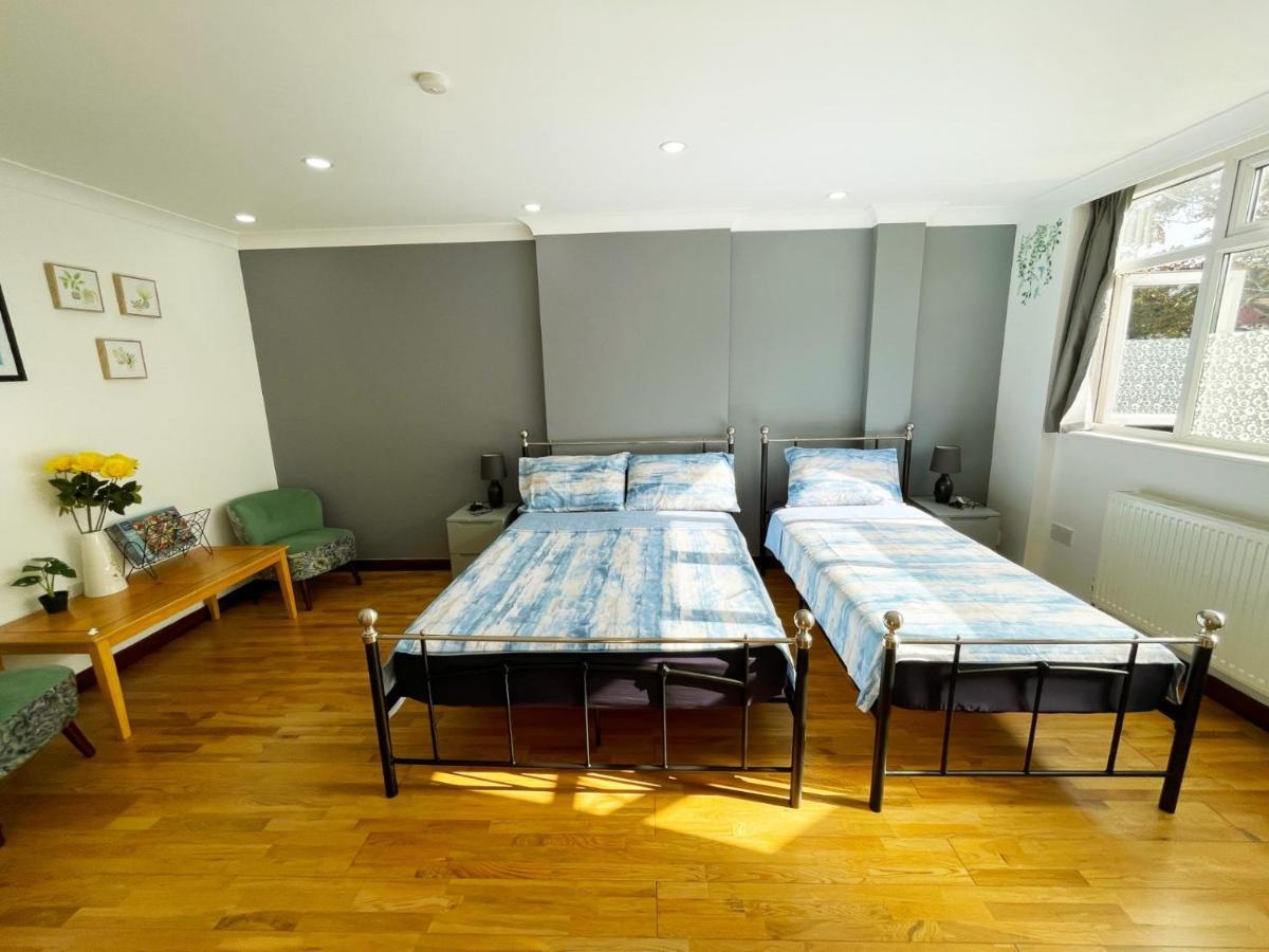 New Look, 7 Minutes To Station, 20 Minutes To Central London Streatham Vale Dış mekan fotoğraf